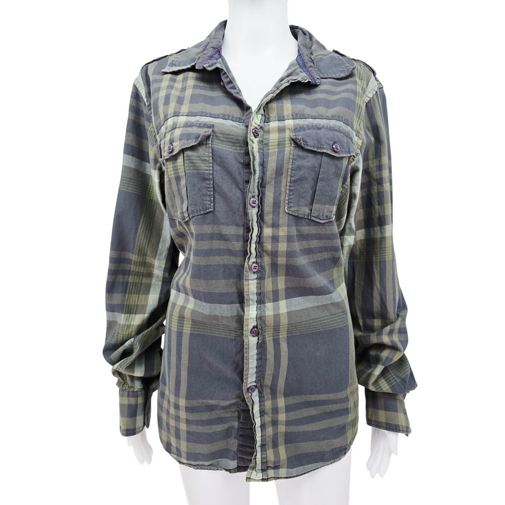 Guess Women’s Plaid Button Up Shirt Medium